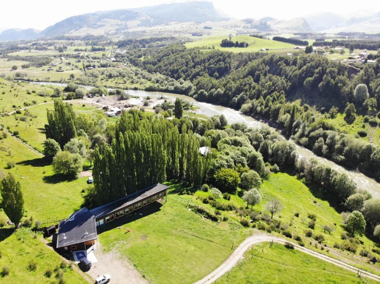 Austral Patagonian Lodge Coyhaique Exterior photo